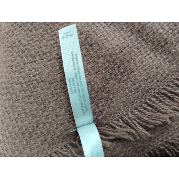 Charlotte Russe Cozy Brown Winter Woven Fringed Scarf or Wrap - Picture 4 of 4
